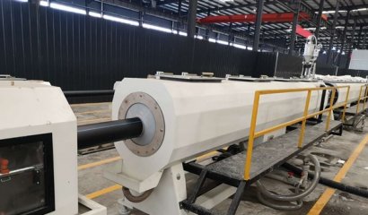 PE供水管設(shè)備發(fā)四川易霖環(huán)?？萍加邢薰?>
                                    </div>
                                </div>
                                <div   id=